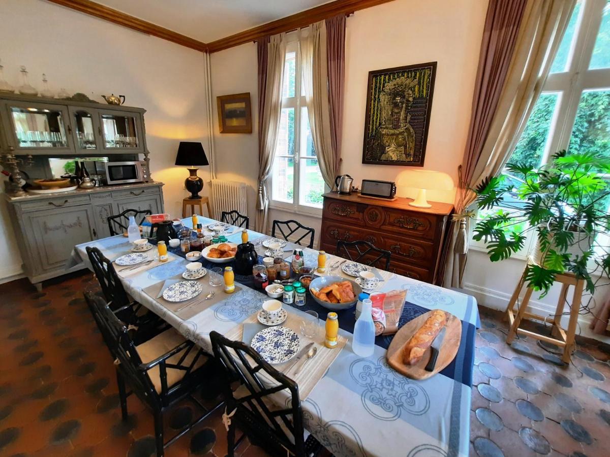 مبيت وإفطار فيرنوي ديفري ديتون Manoir Des Tuileries Du Buisson المظهر الخارجي الصورة