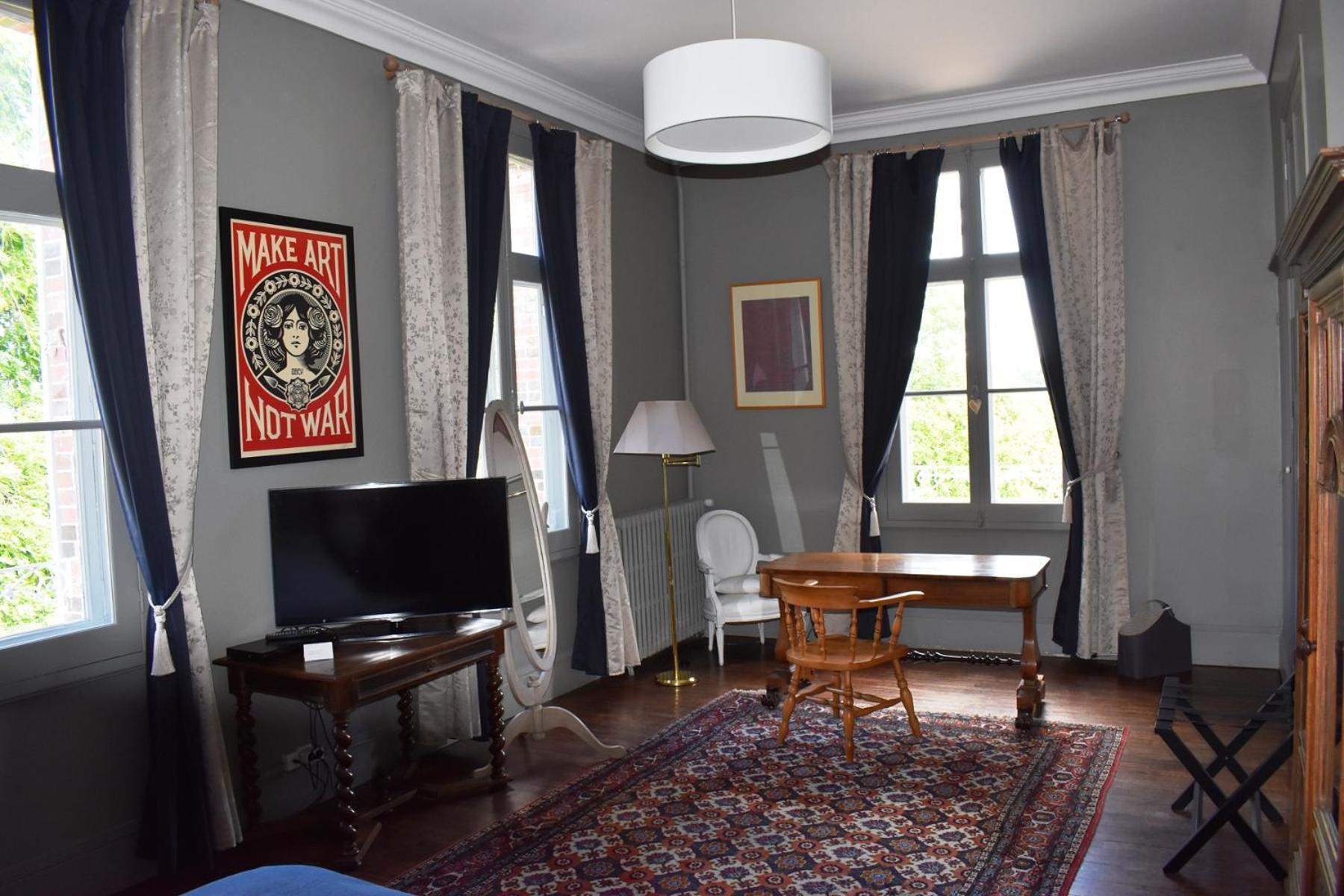 مبيت وإفطار فيرنوي ديفري ديتون Manoir Des Tuileries Du Buisson الغرفة الصورة
