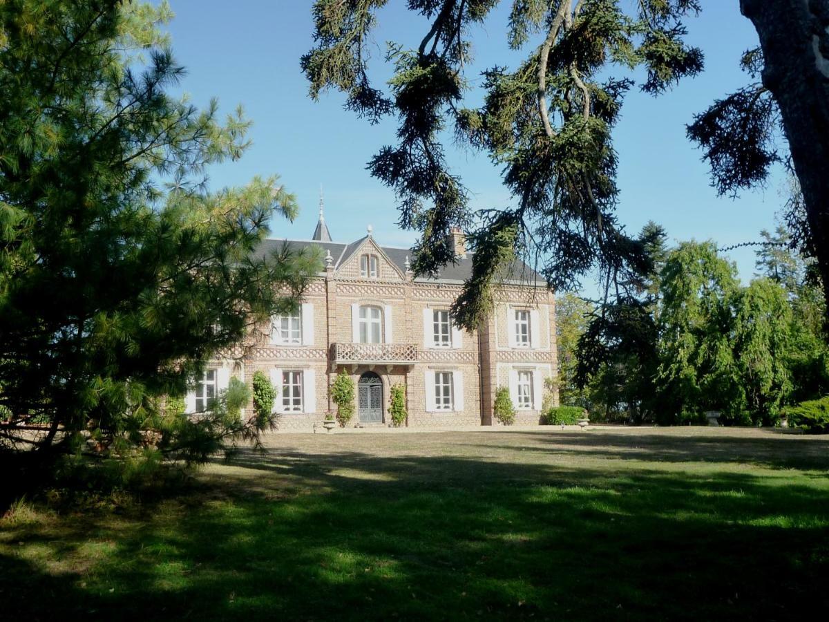 مبيت وإفطار فيرنوي ديفري ديتون Manoir Des Tuileries Du Buisson المظهر الخارجي الصورة